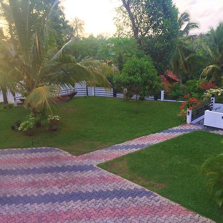 Villa Shanaya ヒッカドゥワ エクステリア 写真