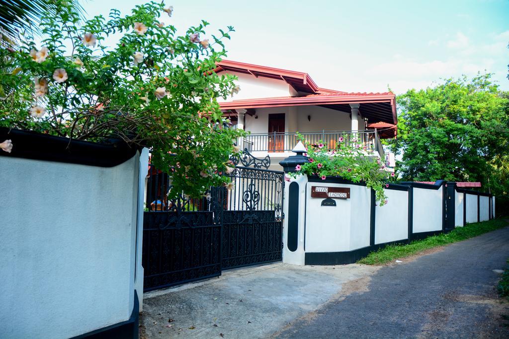 Villa Shanaya ヒッカドゥワ エクステリア 写真