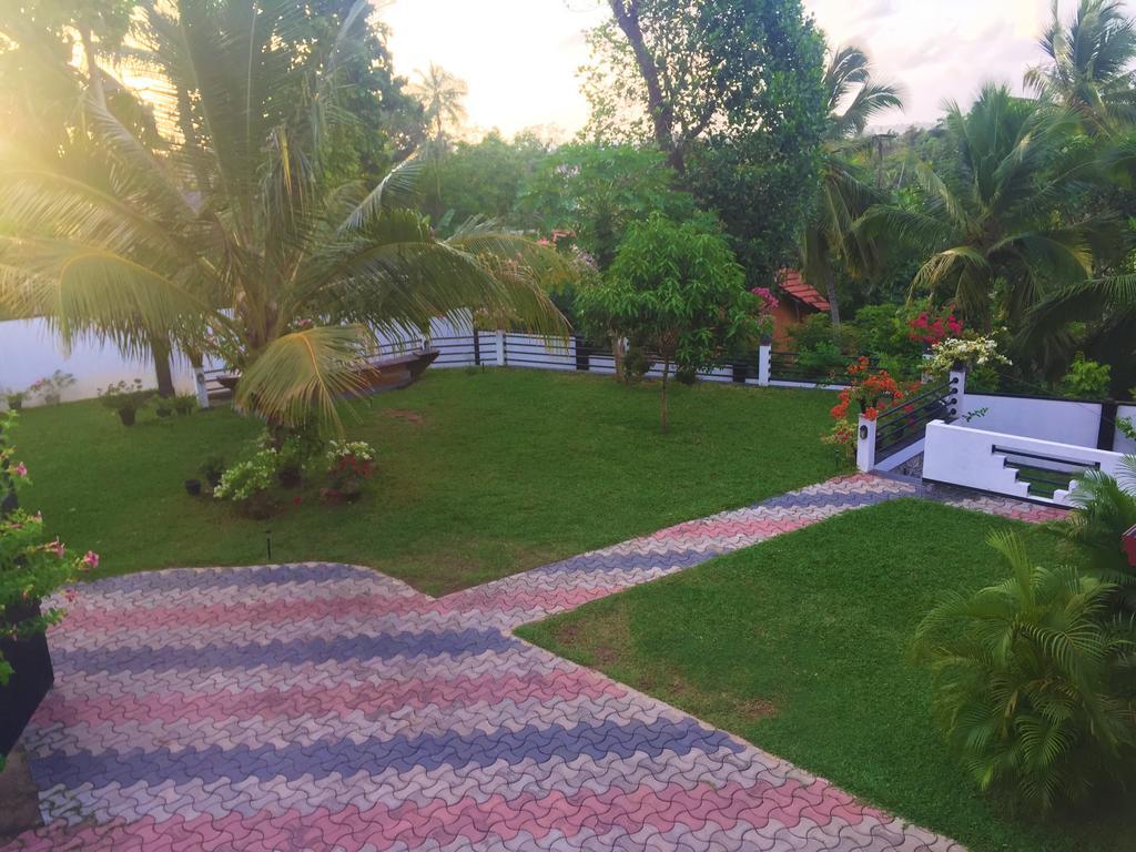 Villa Shanaya ヒッカドゥワ エクステリア 写真