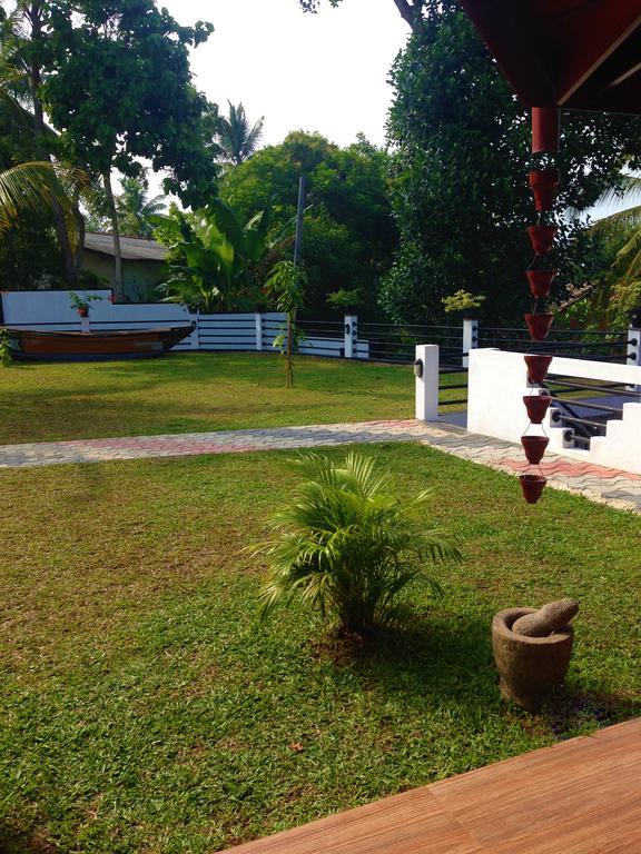 Villa Shanaya ヒッカドゥワ エクステリア 写真